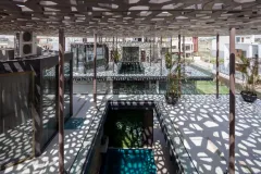 Eco-friendly-Haryana-home-ornamented-with-shadow-and-sunlight-8