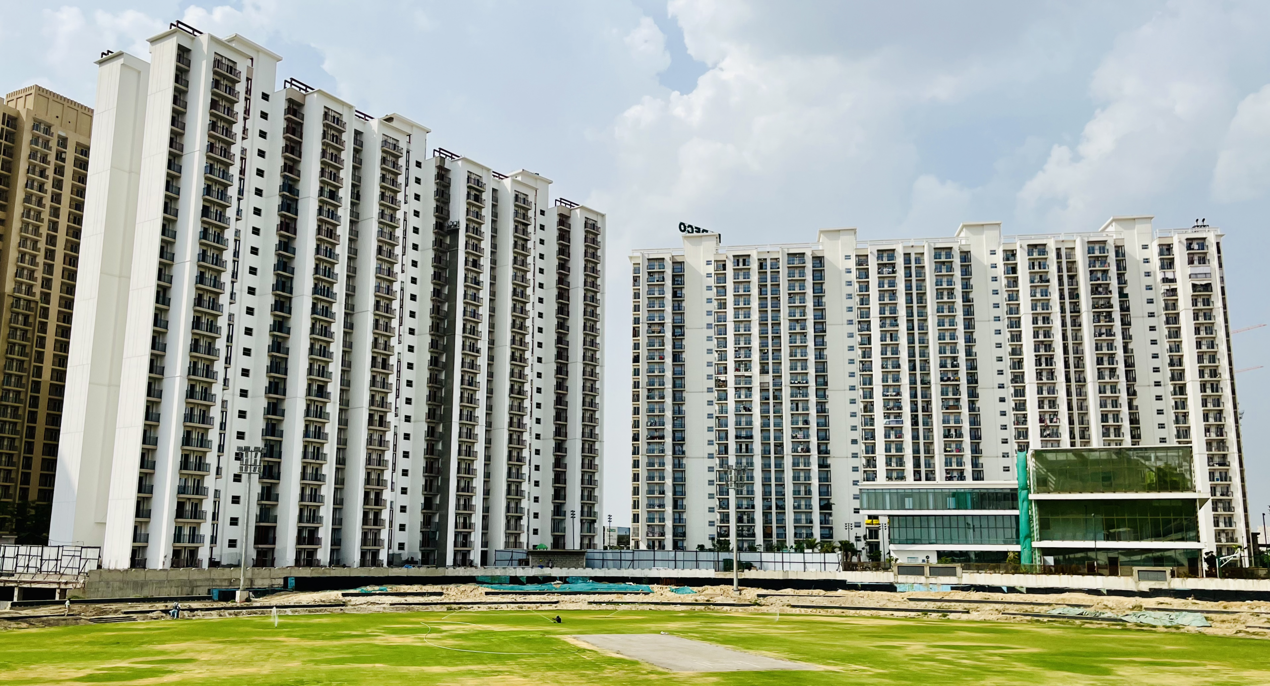 ELDECO LIVE BY THE GREENS – Noida, Uttar Pradesh
