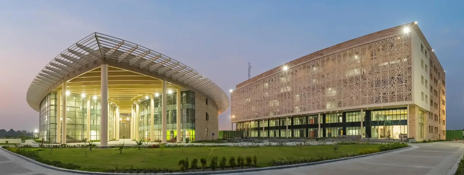 Amity University - Kolkata